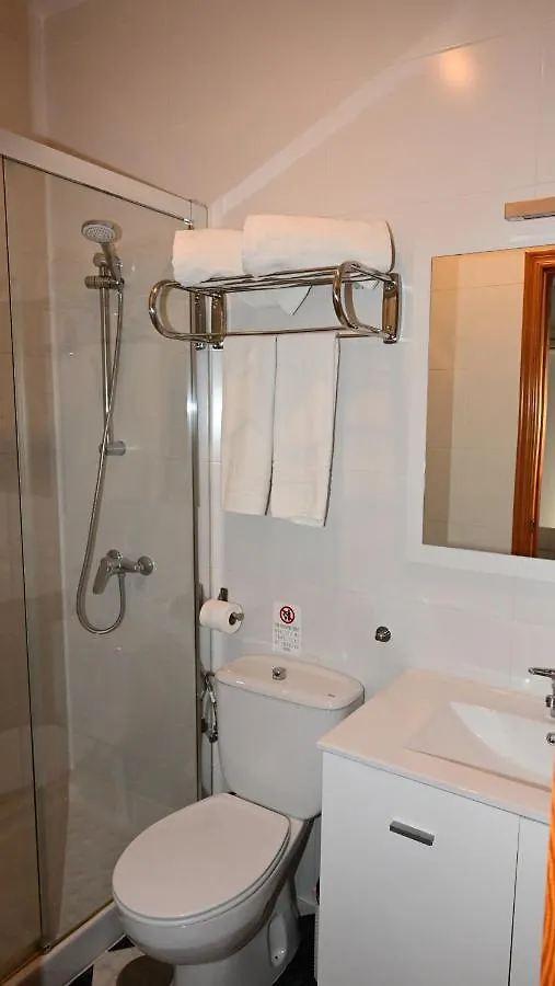 Hostal Los Rosales Conil De La Frontera