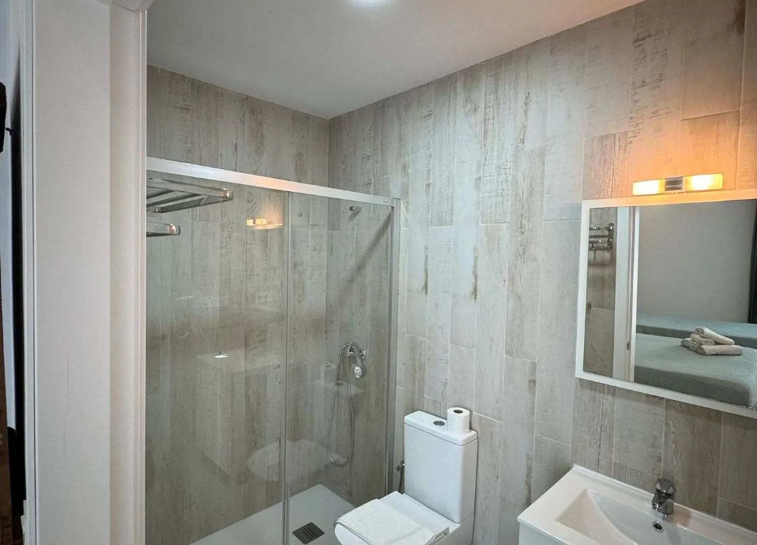 Hostal Los Rosales Conil De La Frontera 0*,